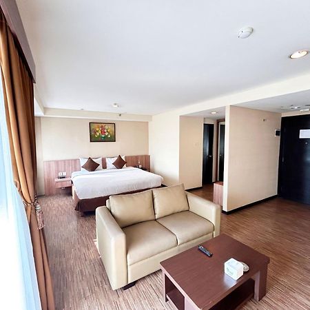 Nemuru Grand Serpong Panunggangah Εξωτερικό φωτογραφία