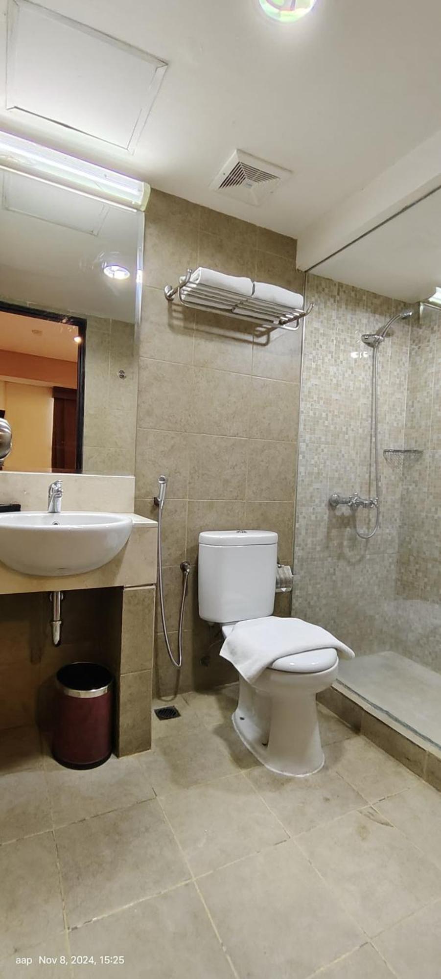 Nemuru Grand Serpong Panunggangah Εξωτερικό φωτογραφία